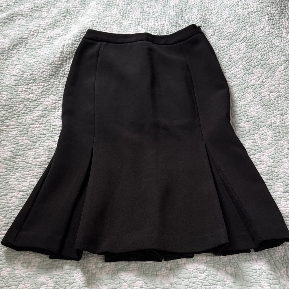NWHT Chic Black Pencil Skirt with Flared Hem